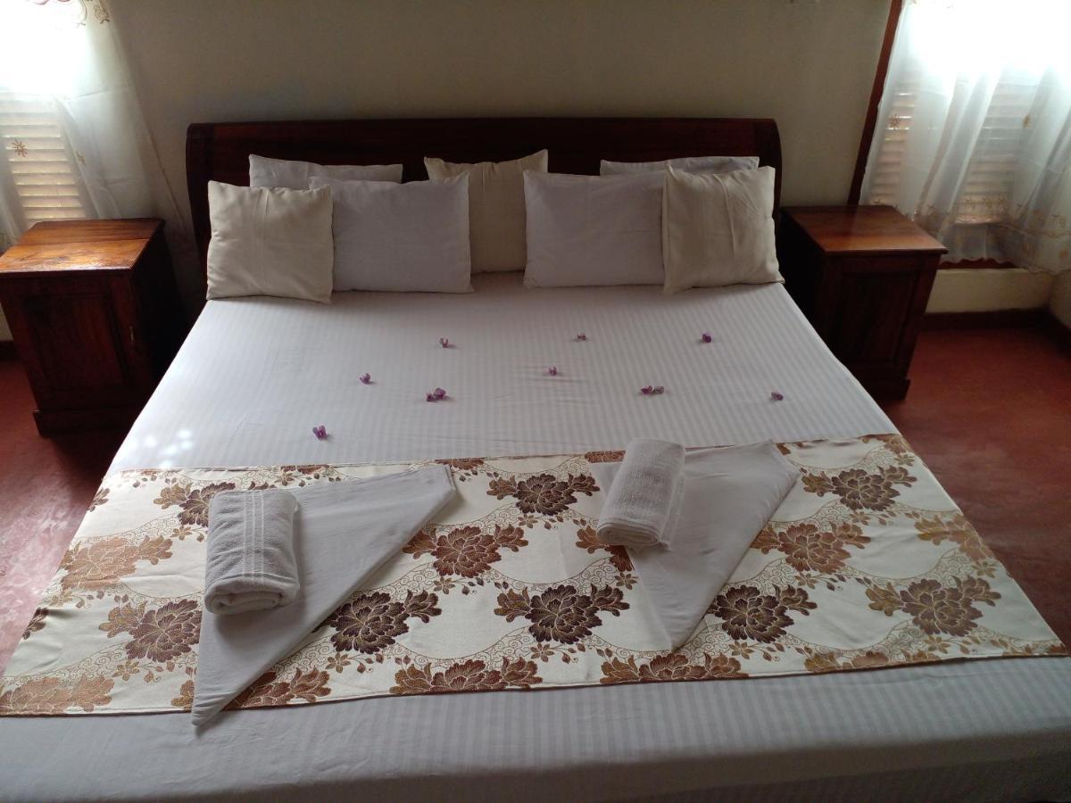 4Ty Two Homestay Galle Exterior photo