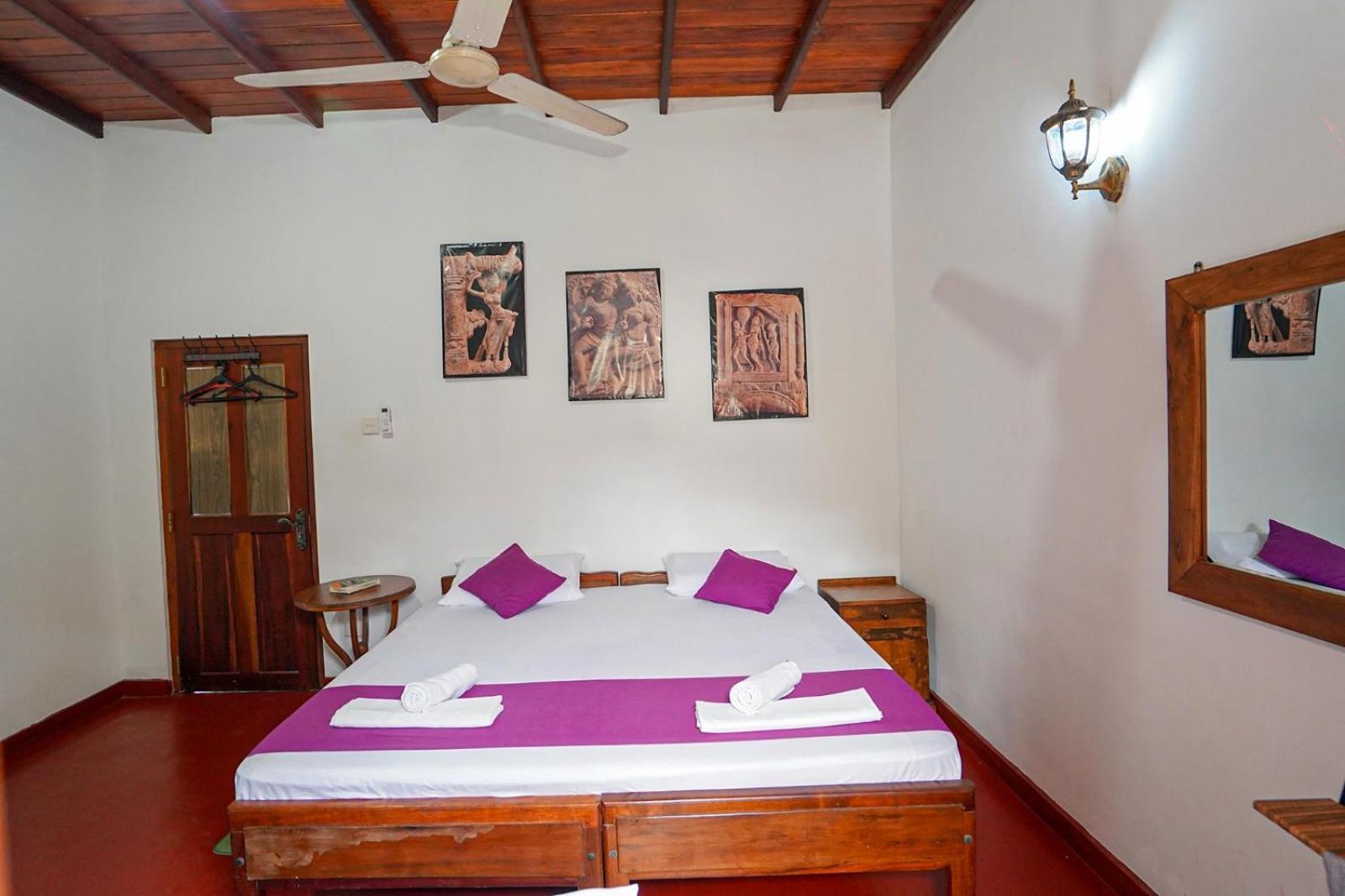 4Ty Two Homestay Galle Exterior photo