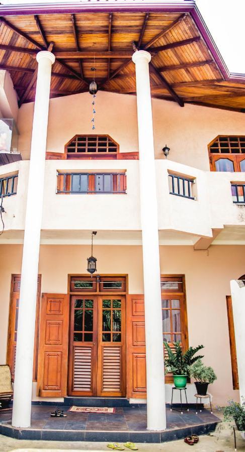 4Ty Two Homestay Galle Exterior photo